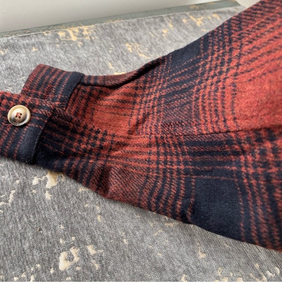 Mystree Brand Shacket with Hoodie
NWT
Size M - Picture 4 of 4